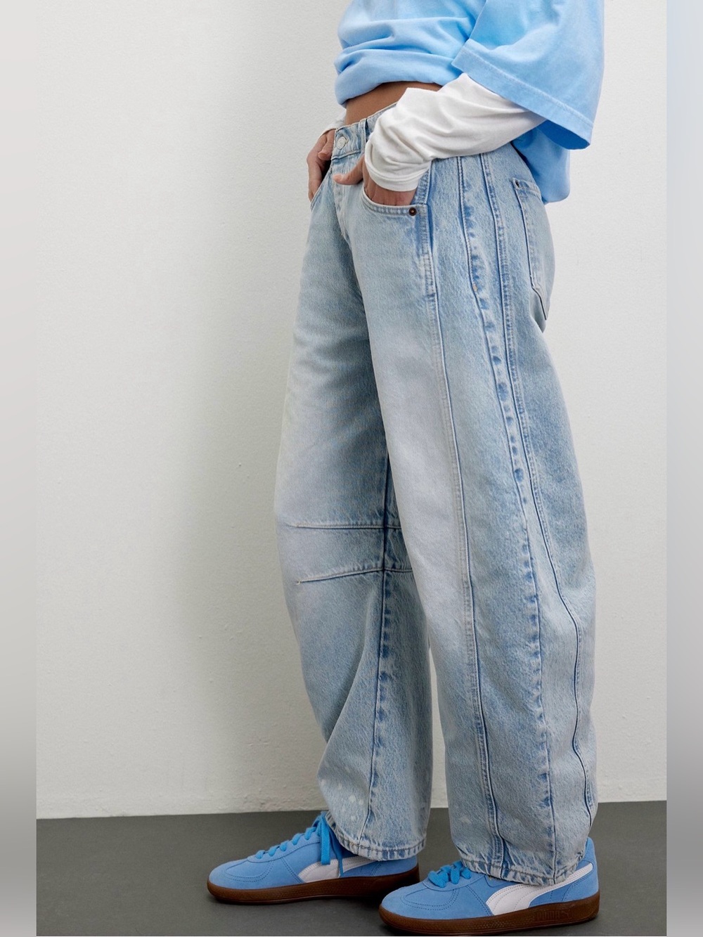NWOT We The Free Good Luck Mid-Rise Barrel Jeans Size 29 - Picture 2 of 10